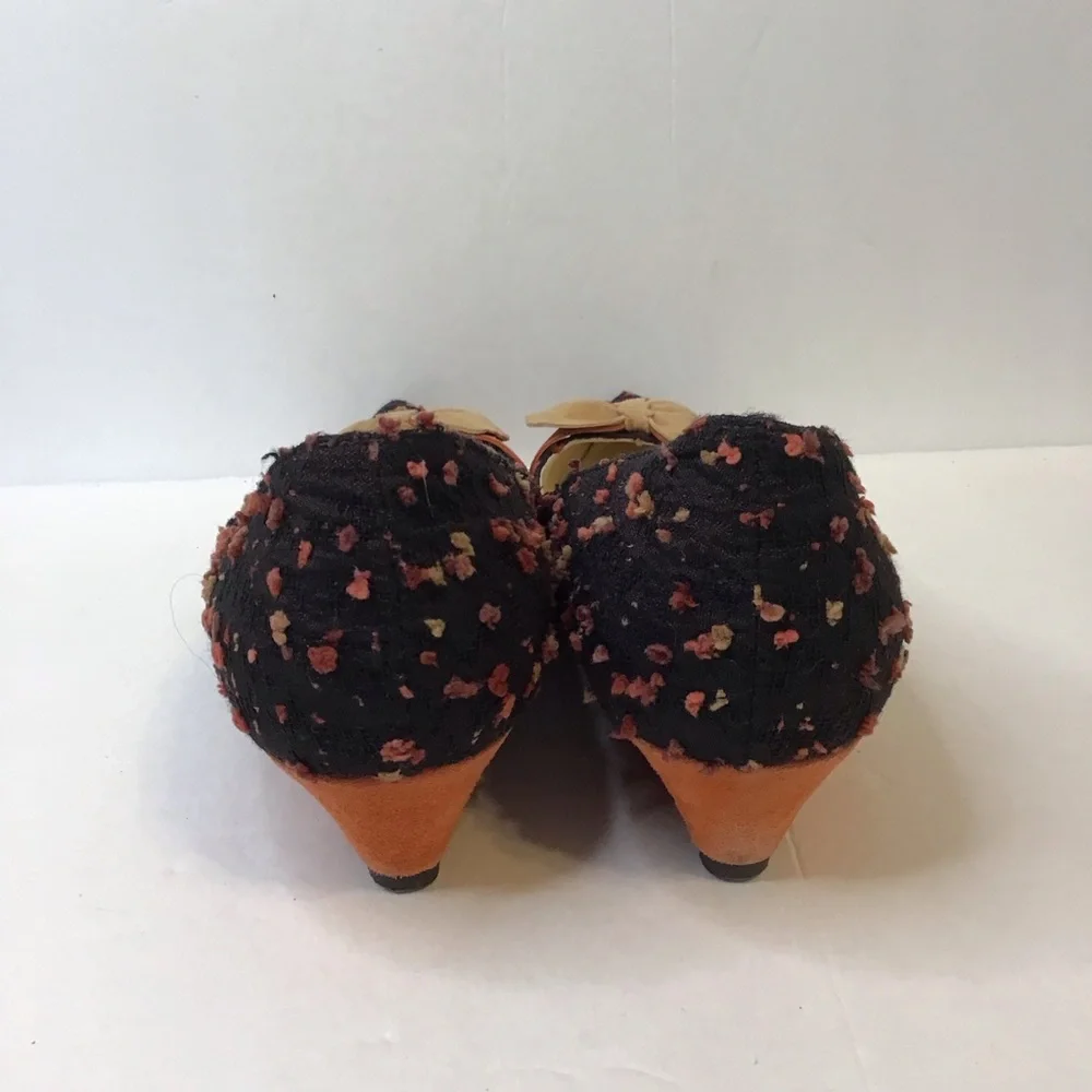 BUTTER Women's Black Orange Tan Speckle Fabric Suede Bow Pointed Wedge Pumps 9